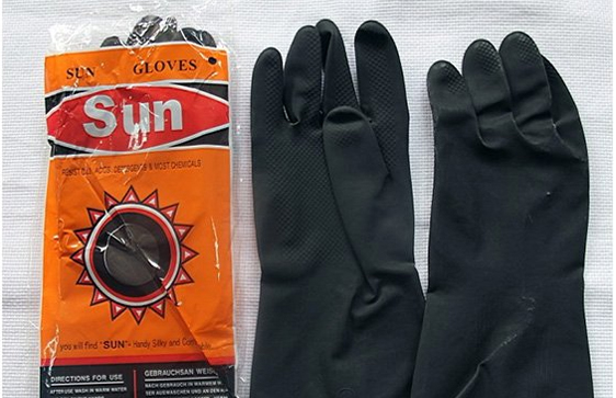 Sun Black Rubber Gloves